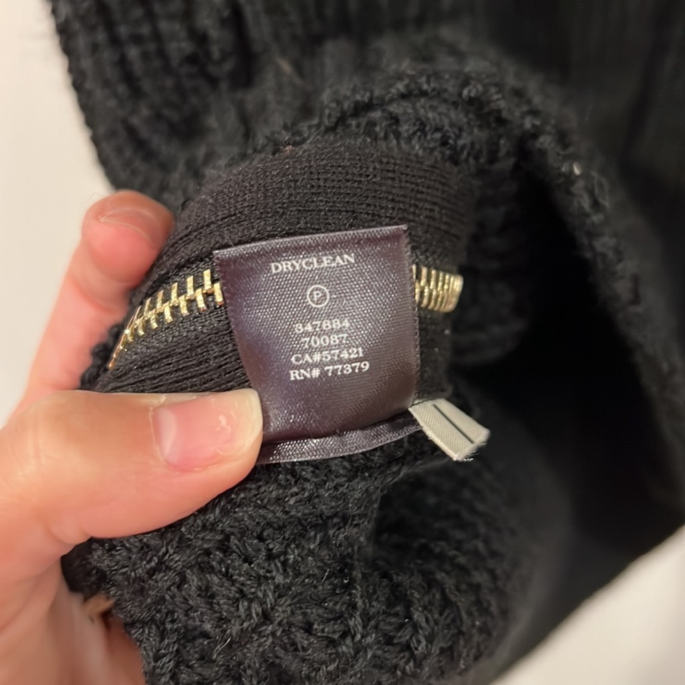 Ann Taylor Women’s Black Knit Sweater Poncho size small - Picture 9 of 9